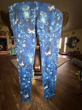 Constantly Varied Gear Midnight Blue Owl & Dragonfly Leggings